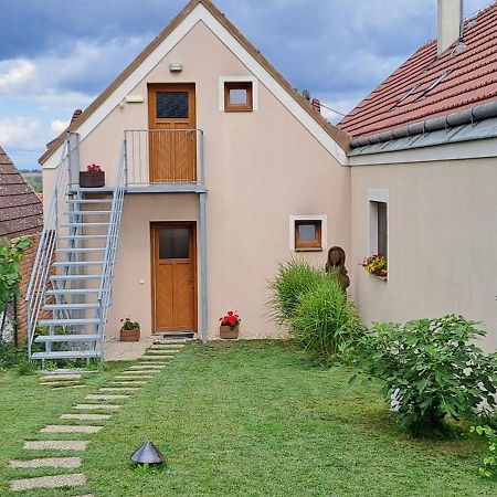 U Jecminka Villa Hlohovec Dış mekan fotoğraf
