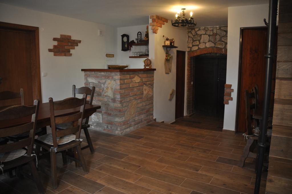U Jecminka Villa Hlohovec Dış mekan fotoğraf